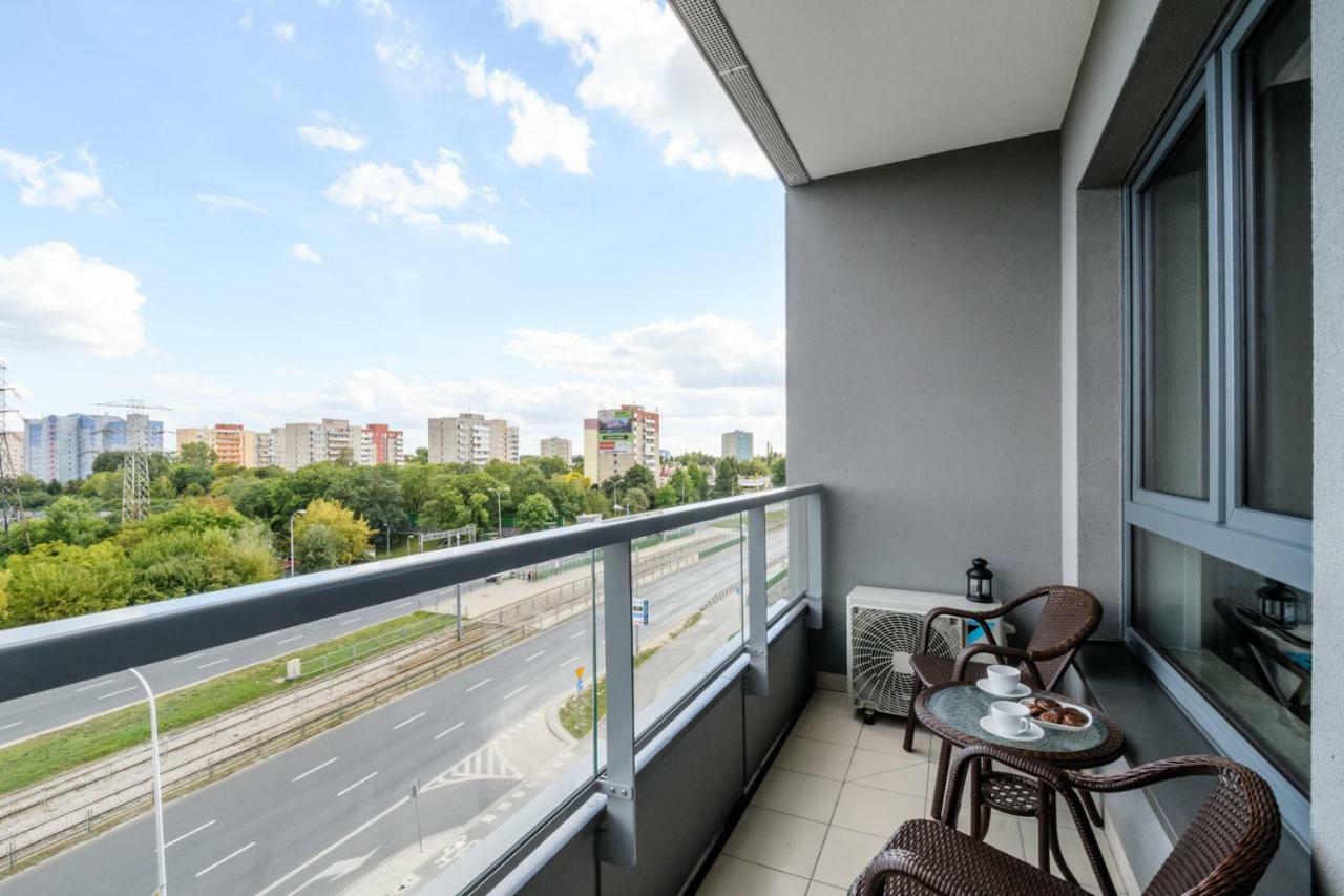 Cinema Apartment - ワルシャワ エクステリア 写真